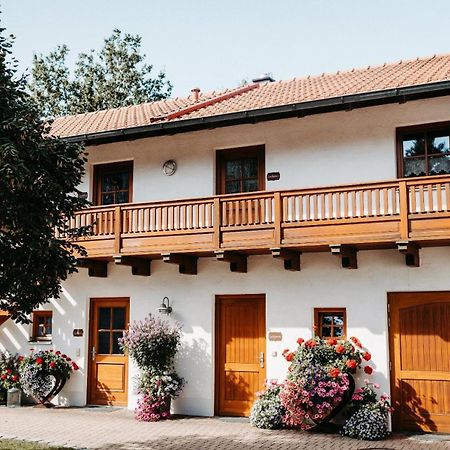 Ferienwohnung Stuiber Haarbach Bagian luar foto