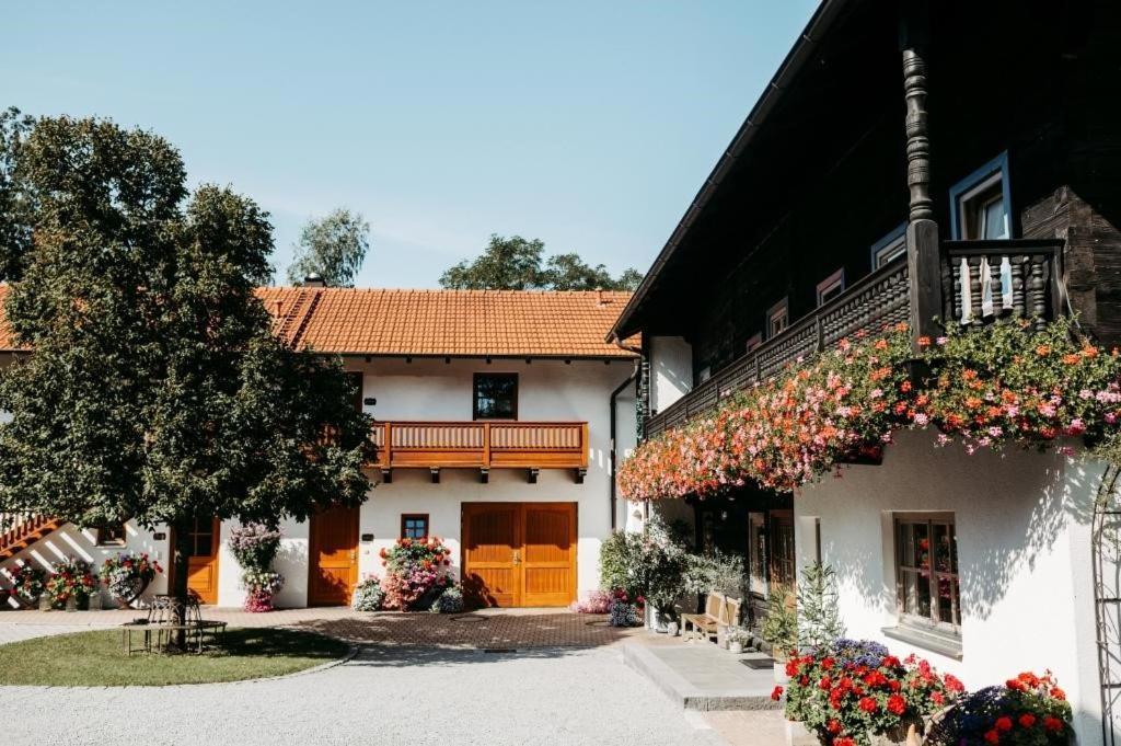 Ferienwohnung Stuiber Haarbach Bagian luar foto
